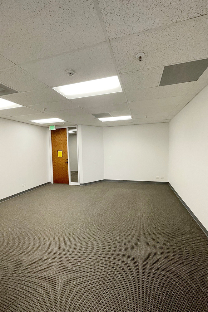 2821-2851 South Parker Road - 212x1-0220-sm