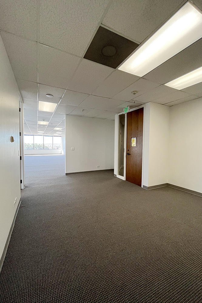 2821-2851 South Parker Road - 212x1-0330-sm