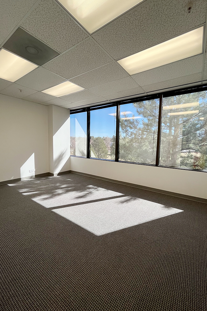 2821-2851 South Parker Road - 212x1-0330-sm