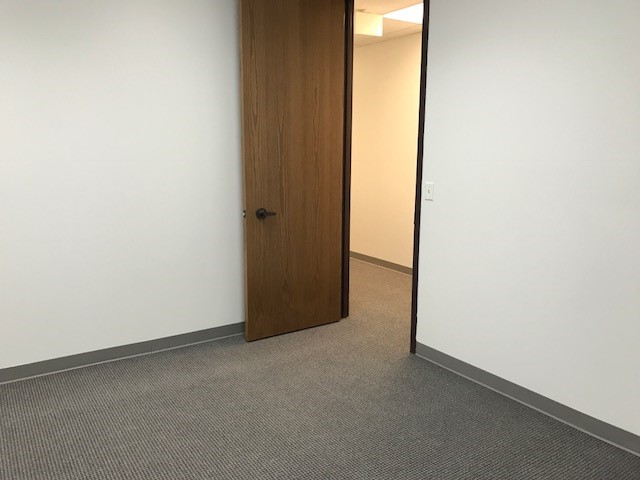 2821-2851 South Parker Road - 212x1-0430-sm