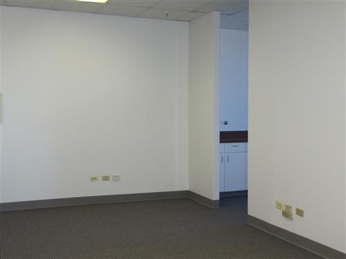 2821-2851 South Parker Road - 212x1-0510-sm