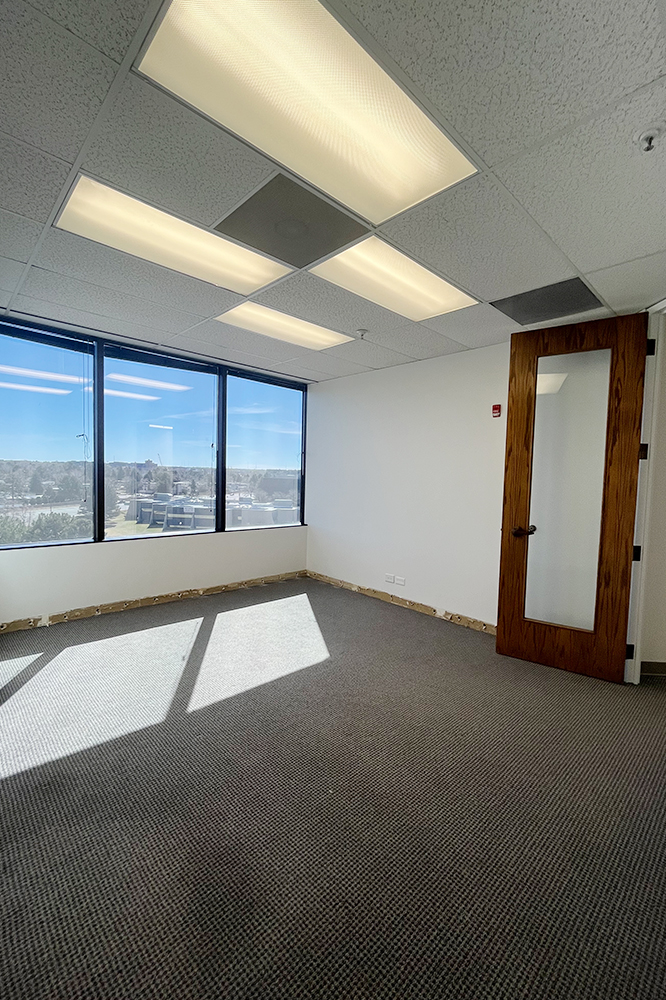 2821-2851 South Parker Road - 212x1-0670-sm