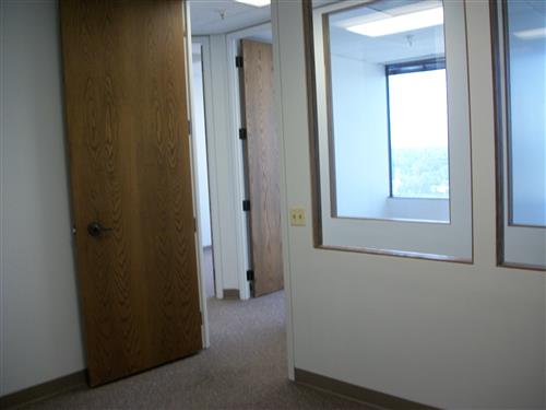 2821-2851 South Parker Road - 212x1-0690-sm