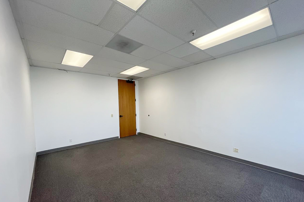 2821-2851 South Parker Road - 212x1-0712-sm