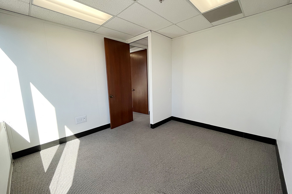 2821-2851 South Parker Road - 212x2-0265-sm