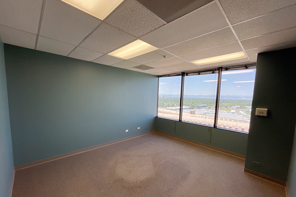 2821-2851 South Parker Road - 212x2-0555-sm