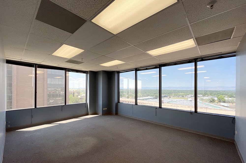 2821-2851 South Parker Road - 212x2-0555-sm