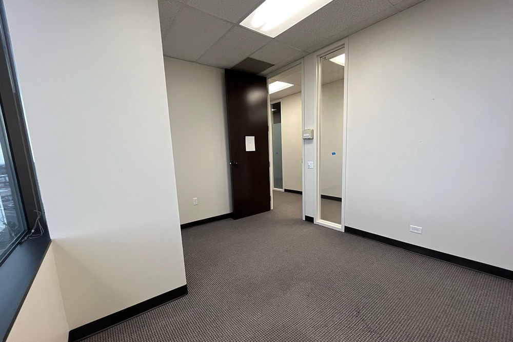 2821-2851 South Parker Road - 212x2-1007-sm