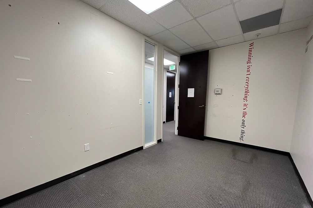 2821-2851 South Parker Road - 212x2-1009-sm