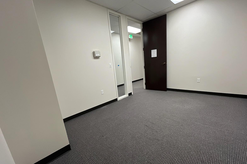2821-2851 South Parker Road - 212x2-1027-sm