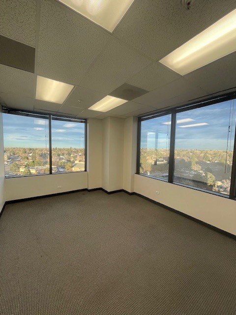 2821-2851 South Parker Road - 212x2-1031-sm