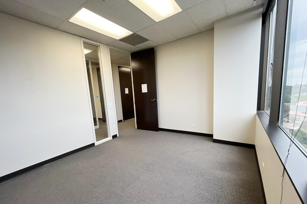 2821-2851 South Parker Road - 212x2-1041-sm