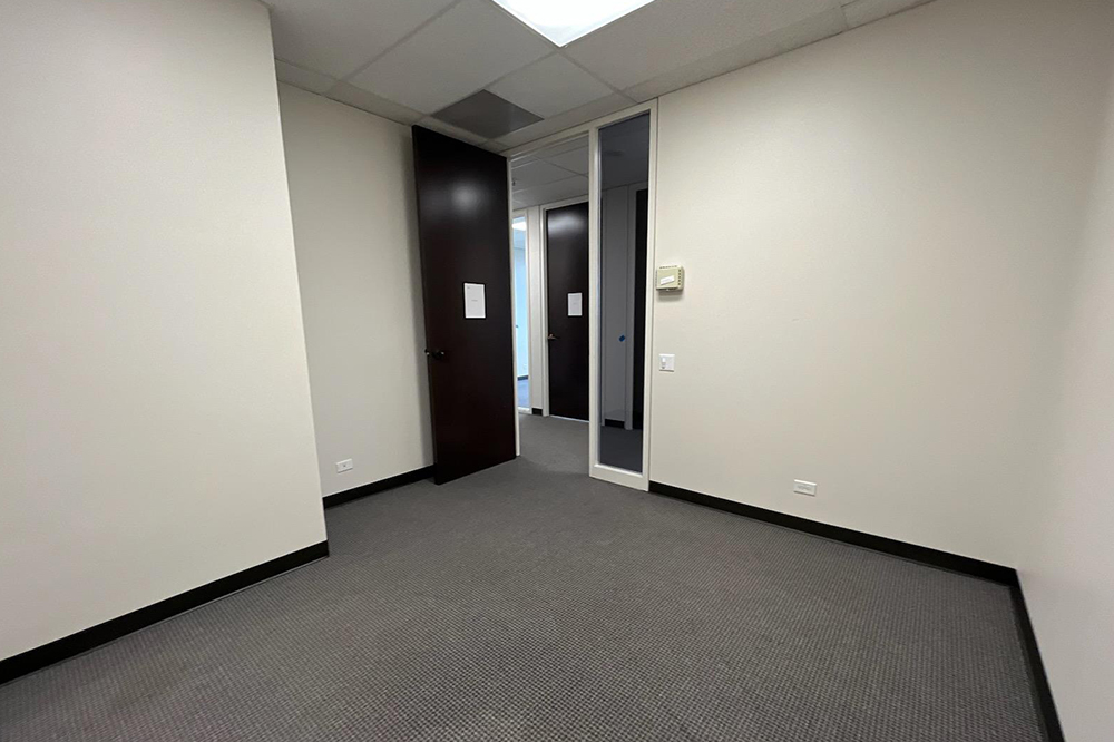 property with office space for rent at 2-1043, 2821-2851 South Parker Road, Aurora, CO 80014, USA