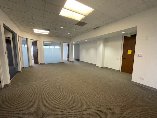 2821-2851 South Parker Road - 212x2-PH-05-sm