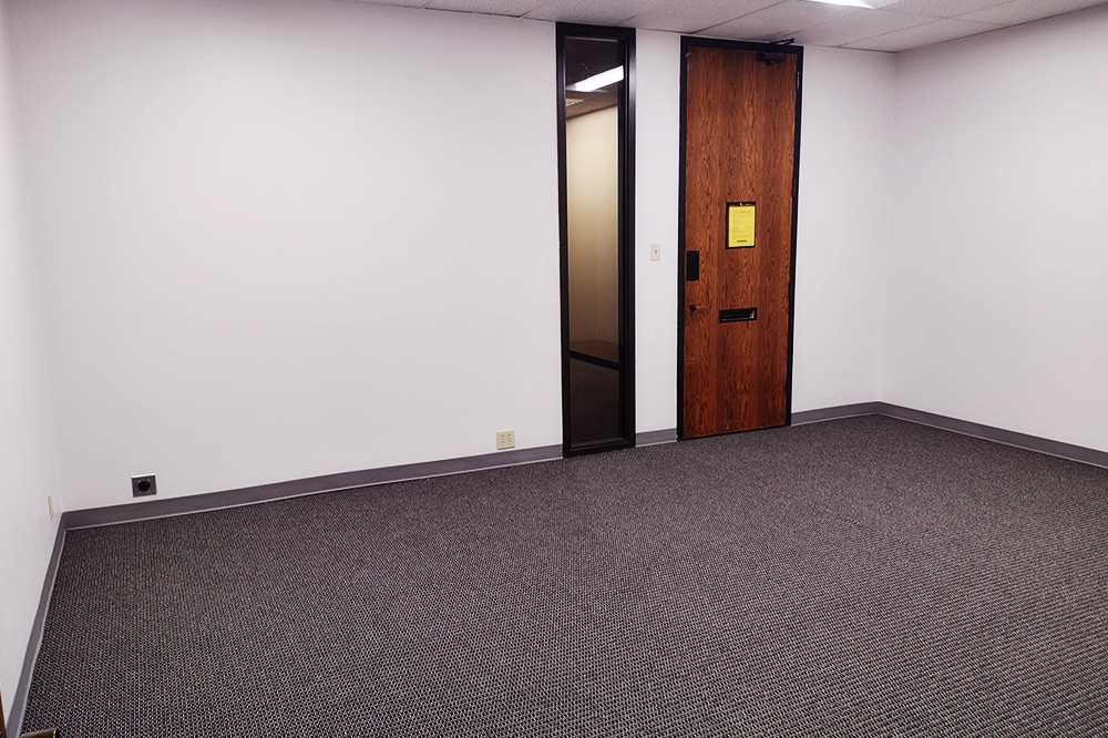 4242 Woodcock Dr - 2120x200-sm