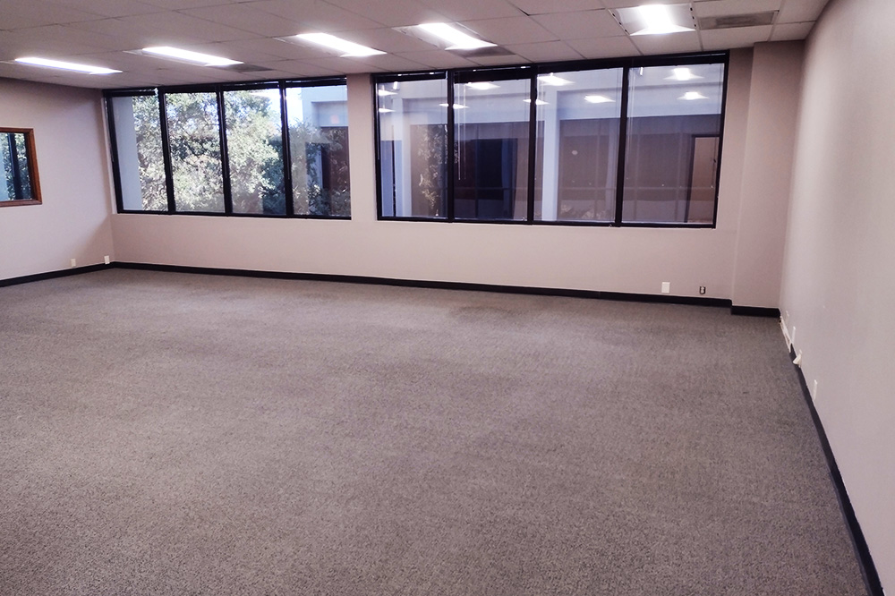 4242 Woodcock Dr - 2120x202-sm