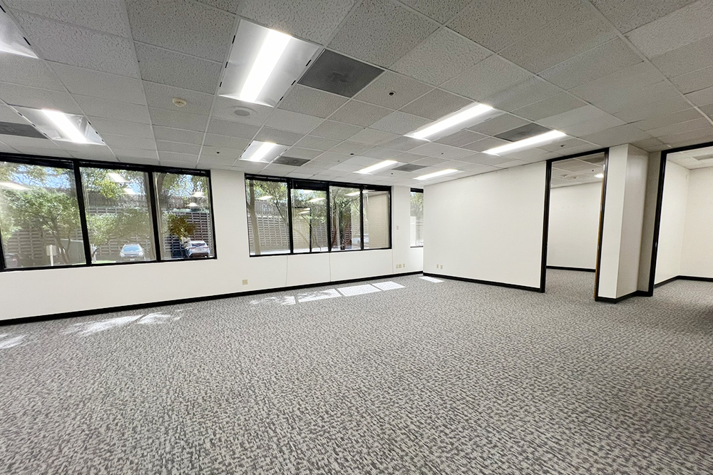 4440 S Piedras - 2121x136-sm