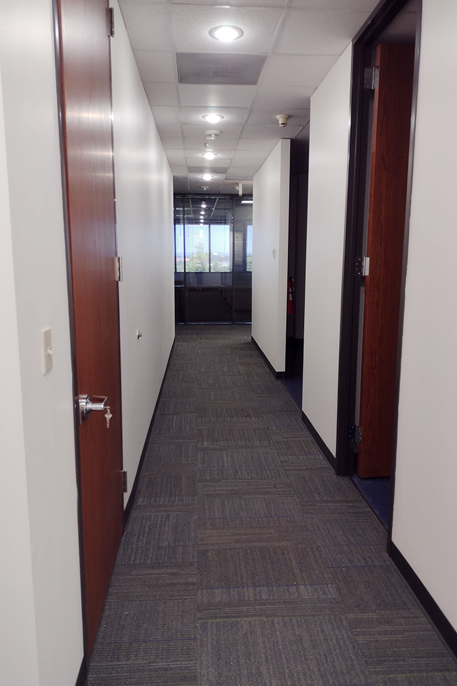 3-UI301x2121.jpg