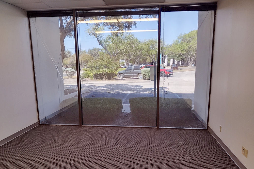 4241 Woodcock Dr - 2123xA111-sm