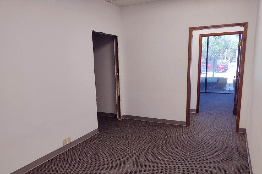 4241 Woodcock Dr - 2123xA111-sm