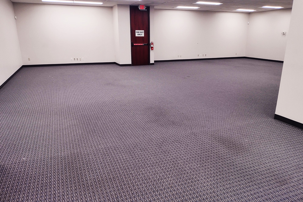 4241 Woodcock Dr - 2123xC100-sm