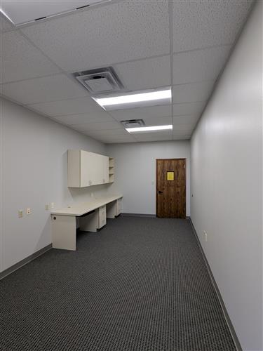 4241 Woodcock Dr - 2123xC244-sm