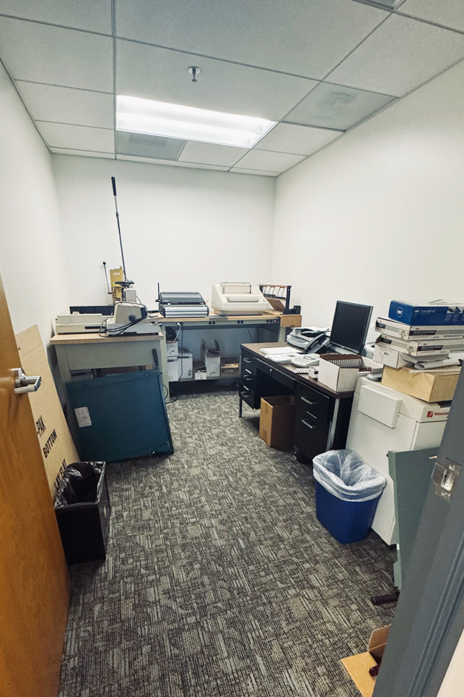 property with office space for rent at 807, 4676 Admiralty Way, Marina Del Rey, CA 90292, USA