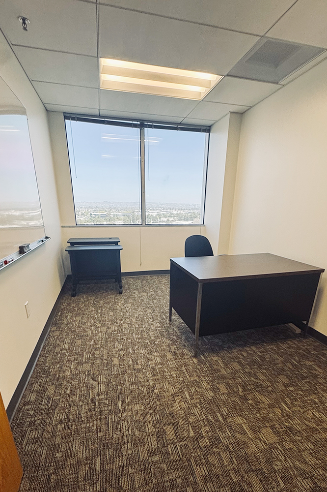 property with office space for rent at 813, 4676 Admiralty Way, Marina Del Rey, CA 90292, USA