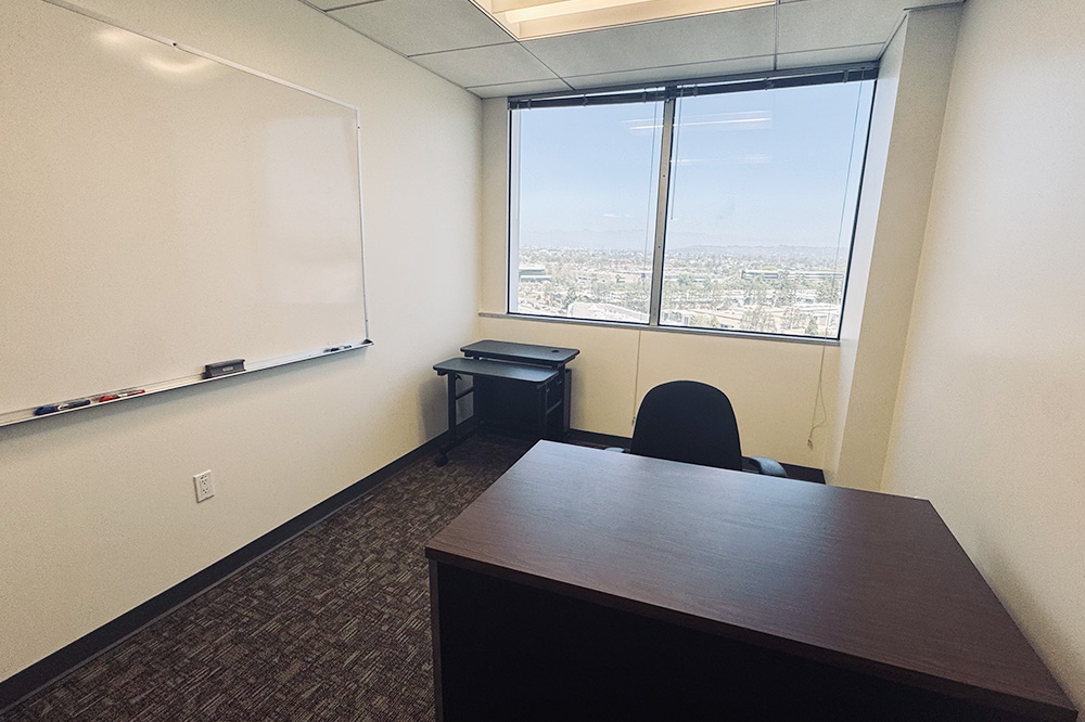 property with office space for rent at 813, 4676 Admiralty Way, Marina Del Rey, CA 90292, USA