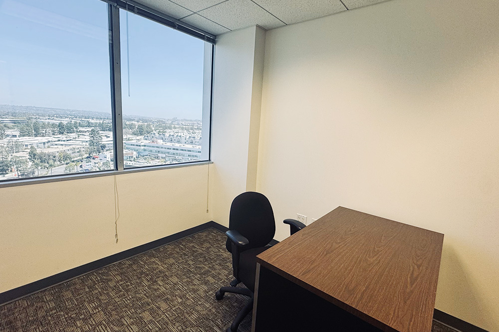 property with office space for rent at 816, 4676 Admiralty Way, Marina Del Rey, CA 90292, USA