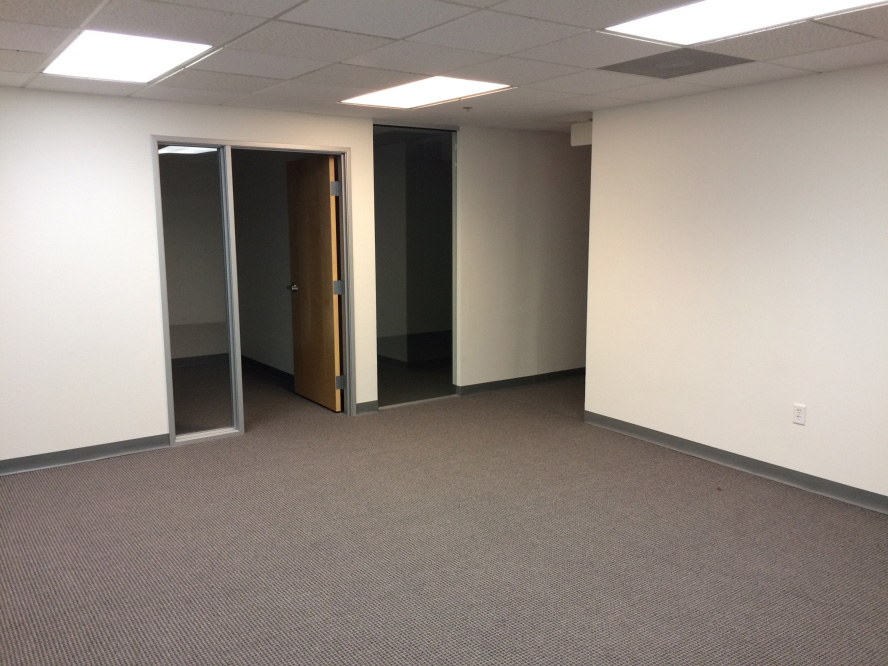 11225 North 28th Drive - 221xC212-sm