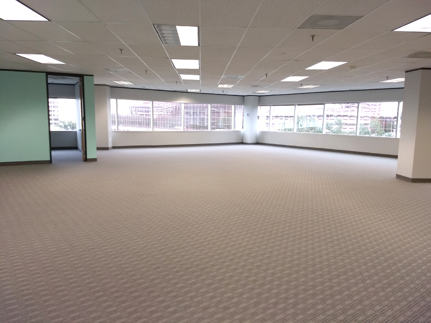 14800 Quorum Drive - 232x505-sm