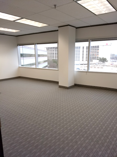14800 Quorum Drive - 232x555-sm