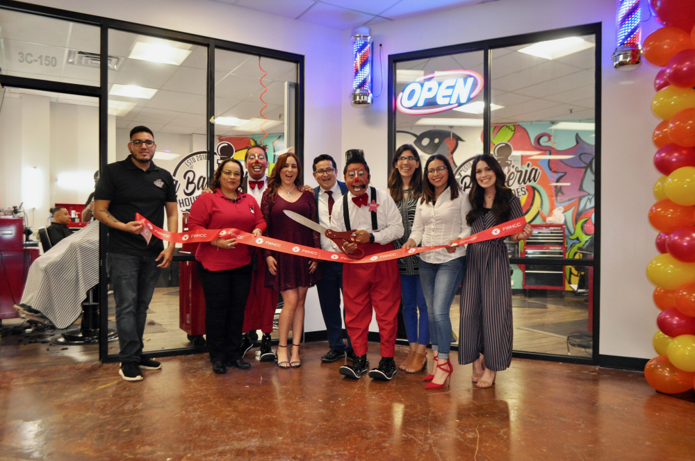 11-4200-South-Fwy-(Mercado)Fort-WorthTX76115-Retail-el-mercado.jpg?t=1776638083