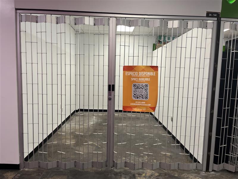 4200 South Fwy (Mercado) - 235x3A-144-sm