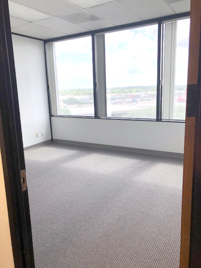 8-UI550.01x237.jpg