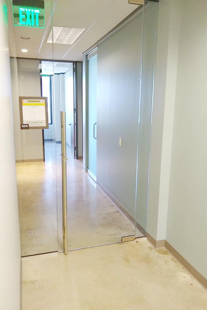 13201 Northwest Freeway - 237x688-sm