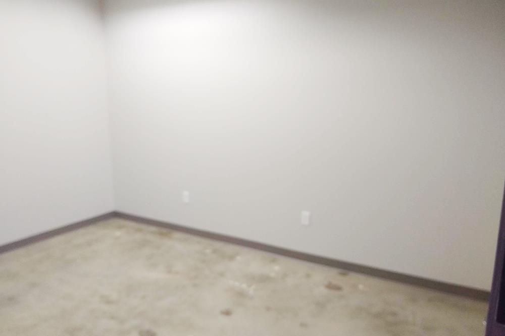 13201 Northwest Freeway - 237x688-sm