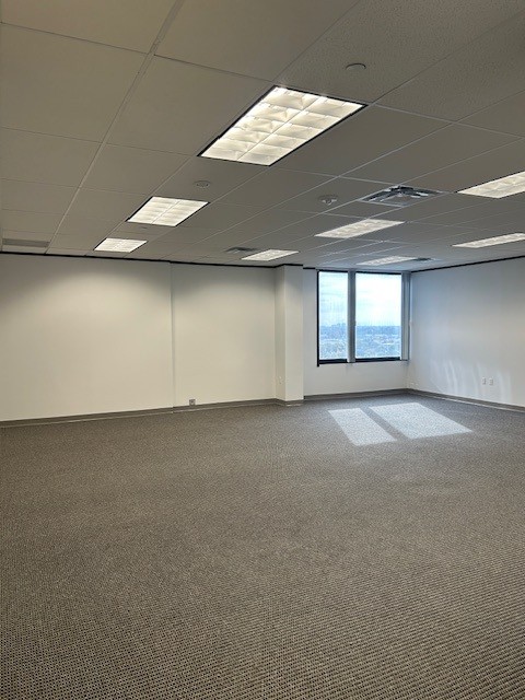 13201 Northwest Freeway - 237x810-sm