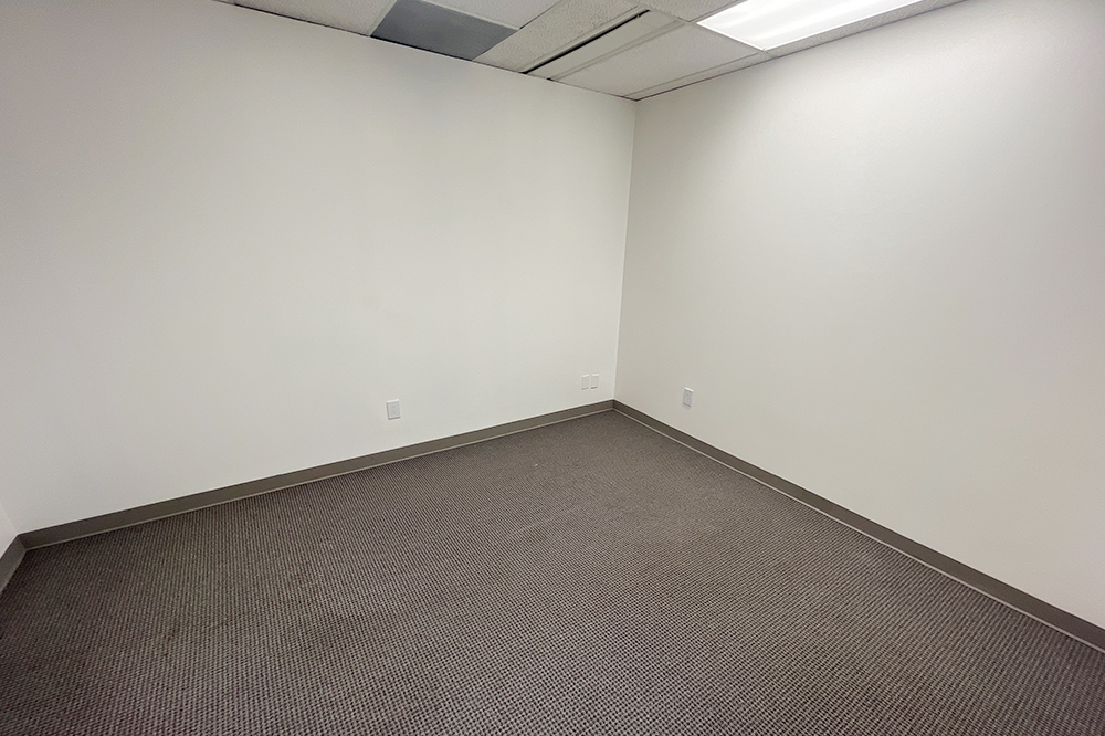 6795 - 6825 East Tennessee Ave - 252x1-607-sm