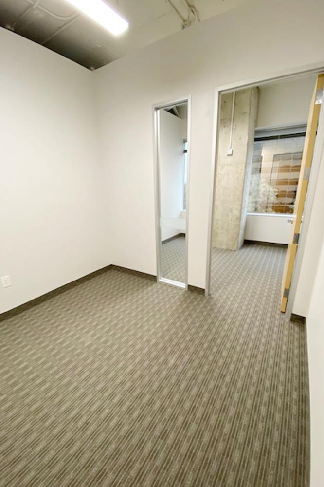 10100 North Central Expressway - 253x326-sm