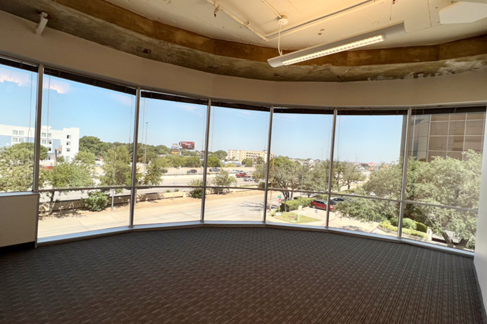 10100 North Central Expressway - 253x338-sm