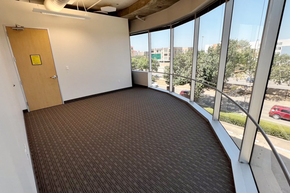 10100 North Central Expressway - 253x338-sm