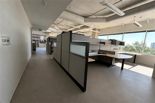10100 North Central Expressway - 253x425-sm
