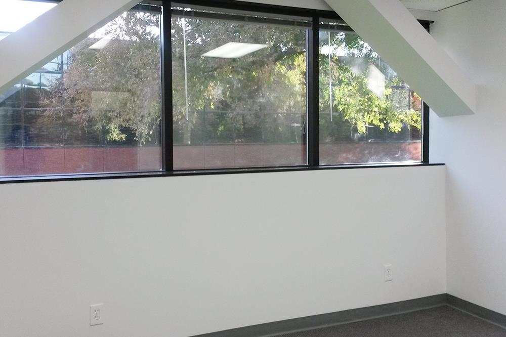 10000 North 31st Avenue - 258xC100-136-sm