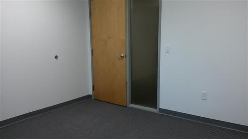 6-UIC100-138x258.jpg