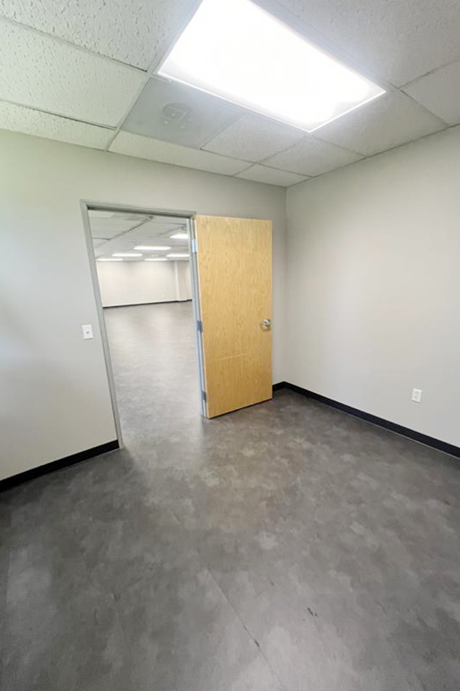 10000 North 31st Avenue - 258xD111-sm