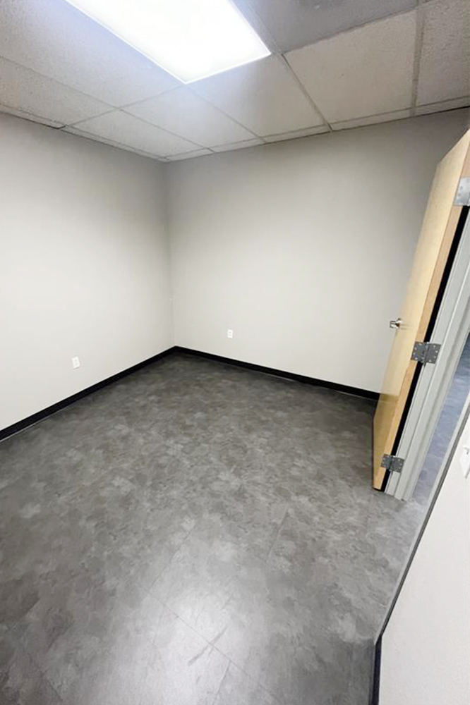 10000 North 31st Avenue - 258xD117-sm