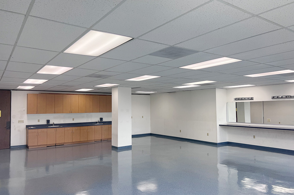 10000 North 31st Avenue - 258xD203.01-sm