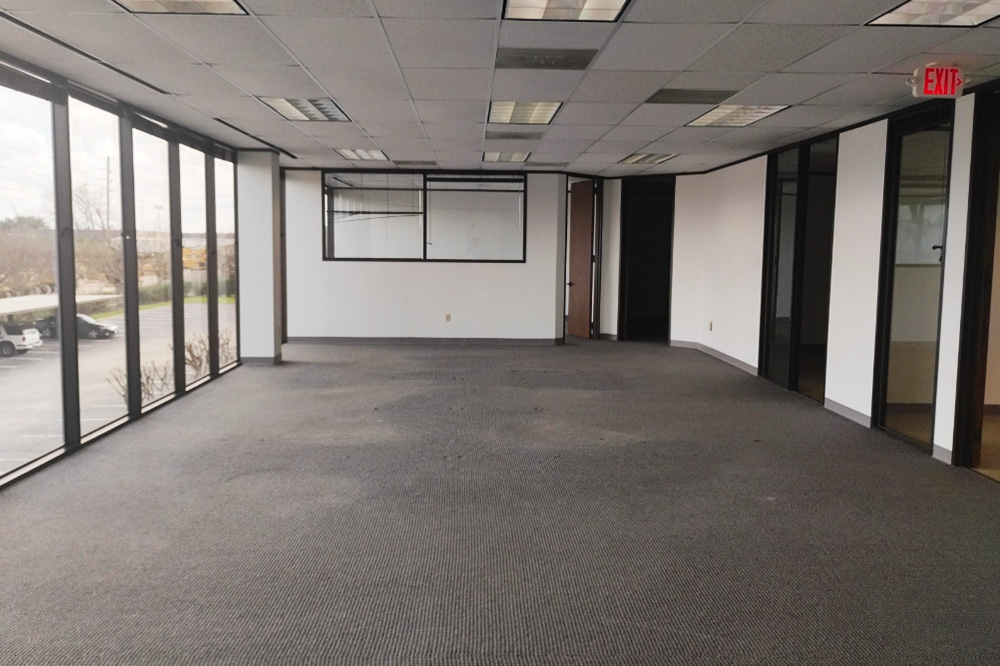 5600 Northwest Central Drive - 275x260-sm